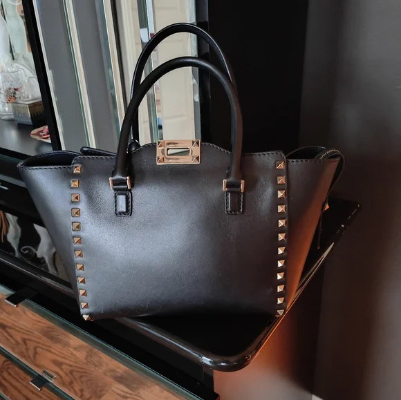 Valentino ROCKSTUD CALFSKIN BAG - Picture 2 of 6